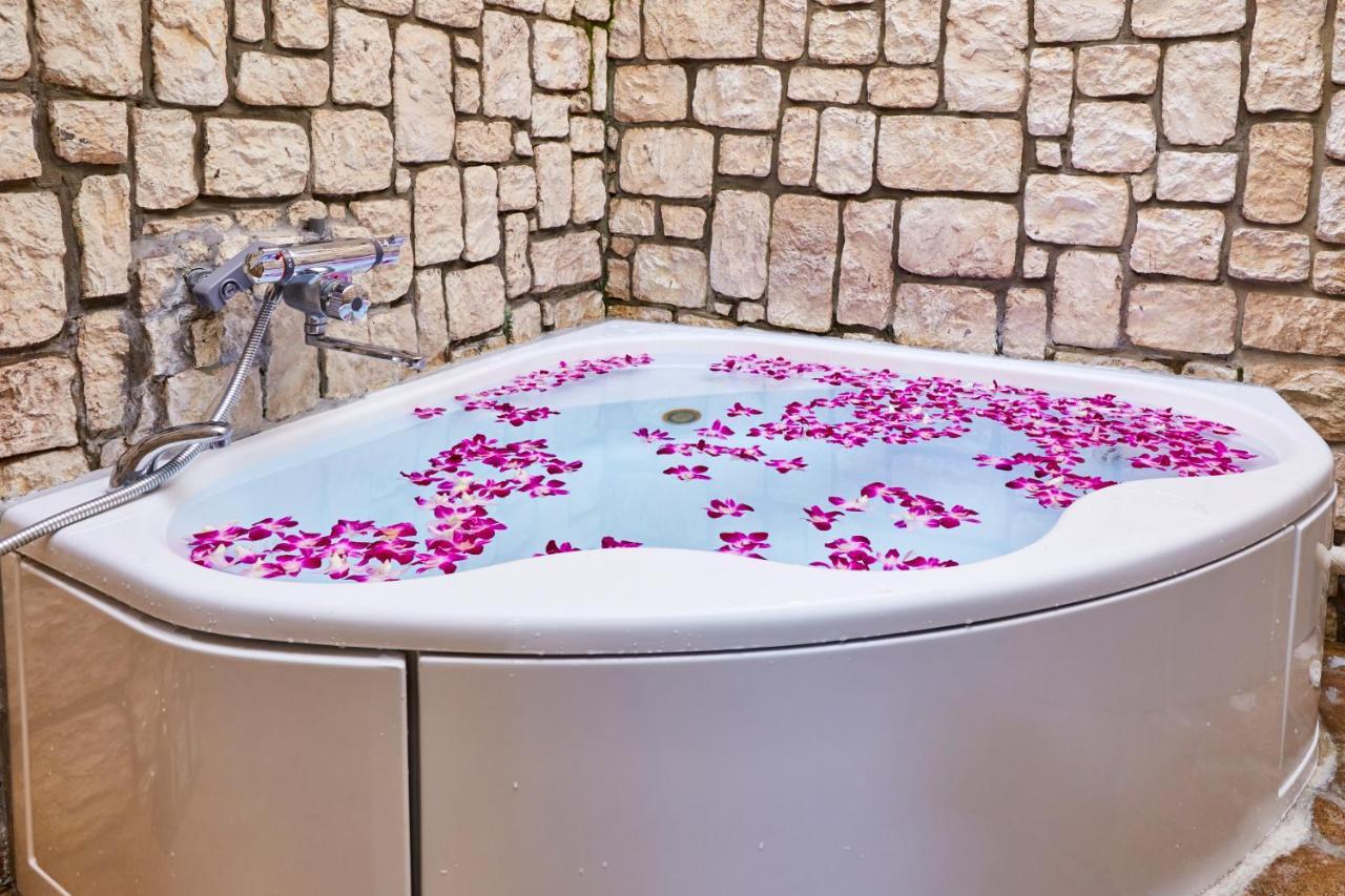 Petit Bali Ikebukuro (Adults Only) Ξενοδοχείο Τόκιο Εξωτερικό φωτογραφία